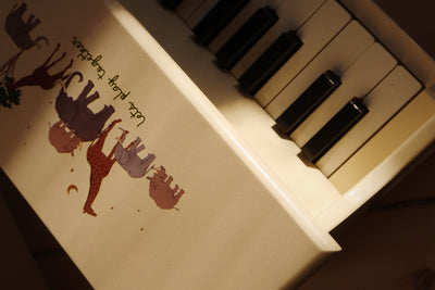 wooden piano (KS101643)