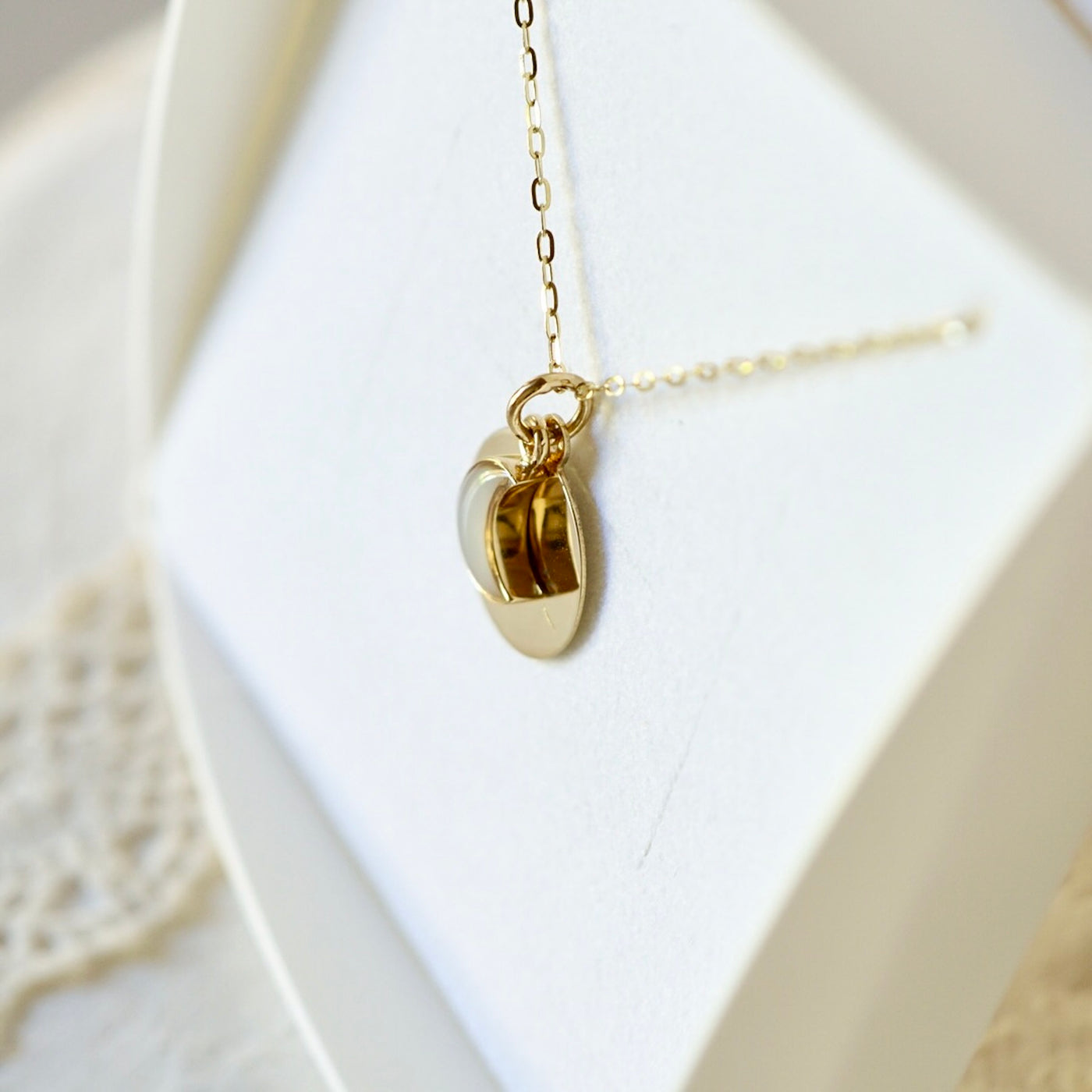 Kette LIJE mit handgeschmiedeter Mondfassung